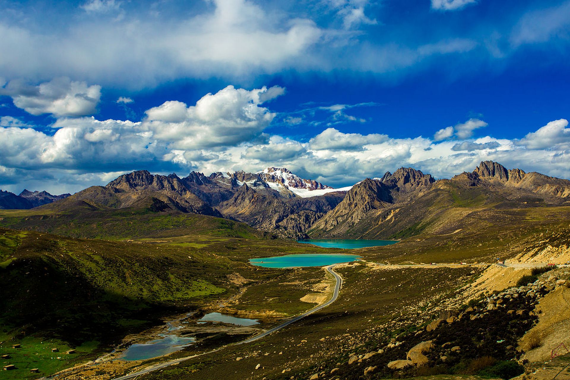 路美文旅# 理塘,洁白的仙鹤,请把双翅借给我,不飞遥远的地方,到理亮