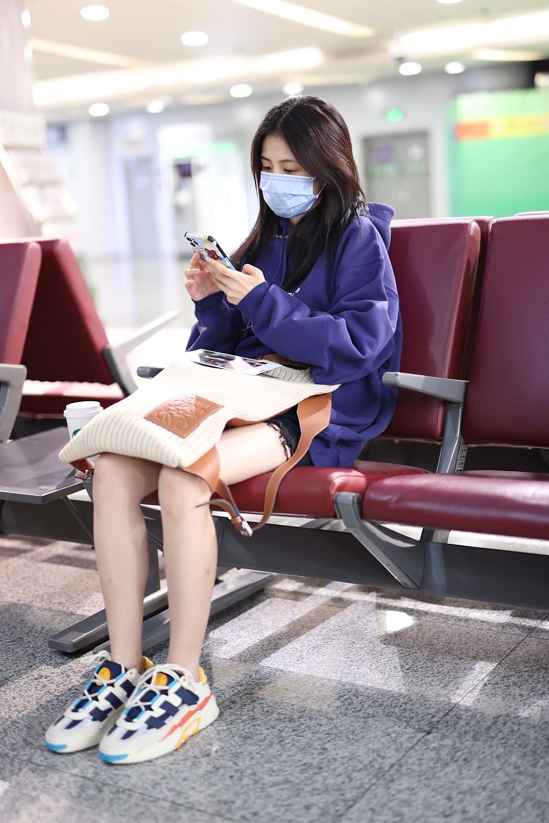 90后女星白鹿,戴口罩还那么好看那么美