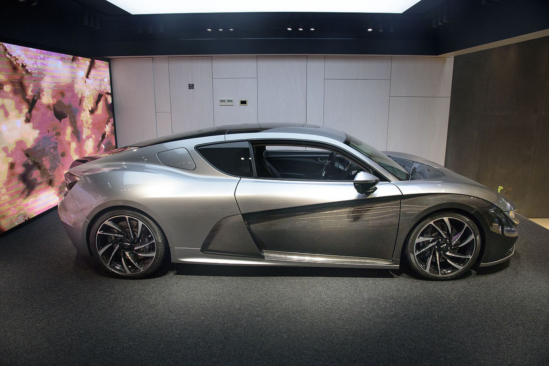 迈凯伦artura,一款旗舰级超跑,敢于挑战新时代的创新高峰.