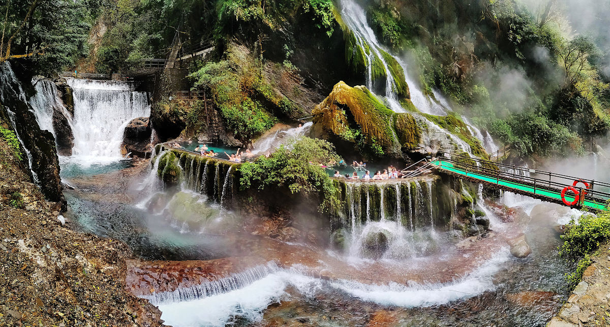 大漕河温泉瀑布:自然界的疗愈之旅