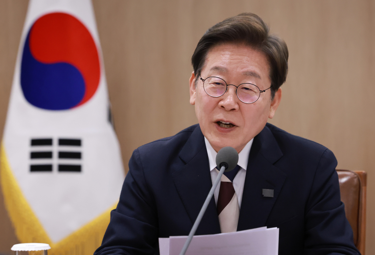 李在明称应把脱发治疗纳入韩国医保 引发热议与讨论