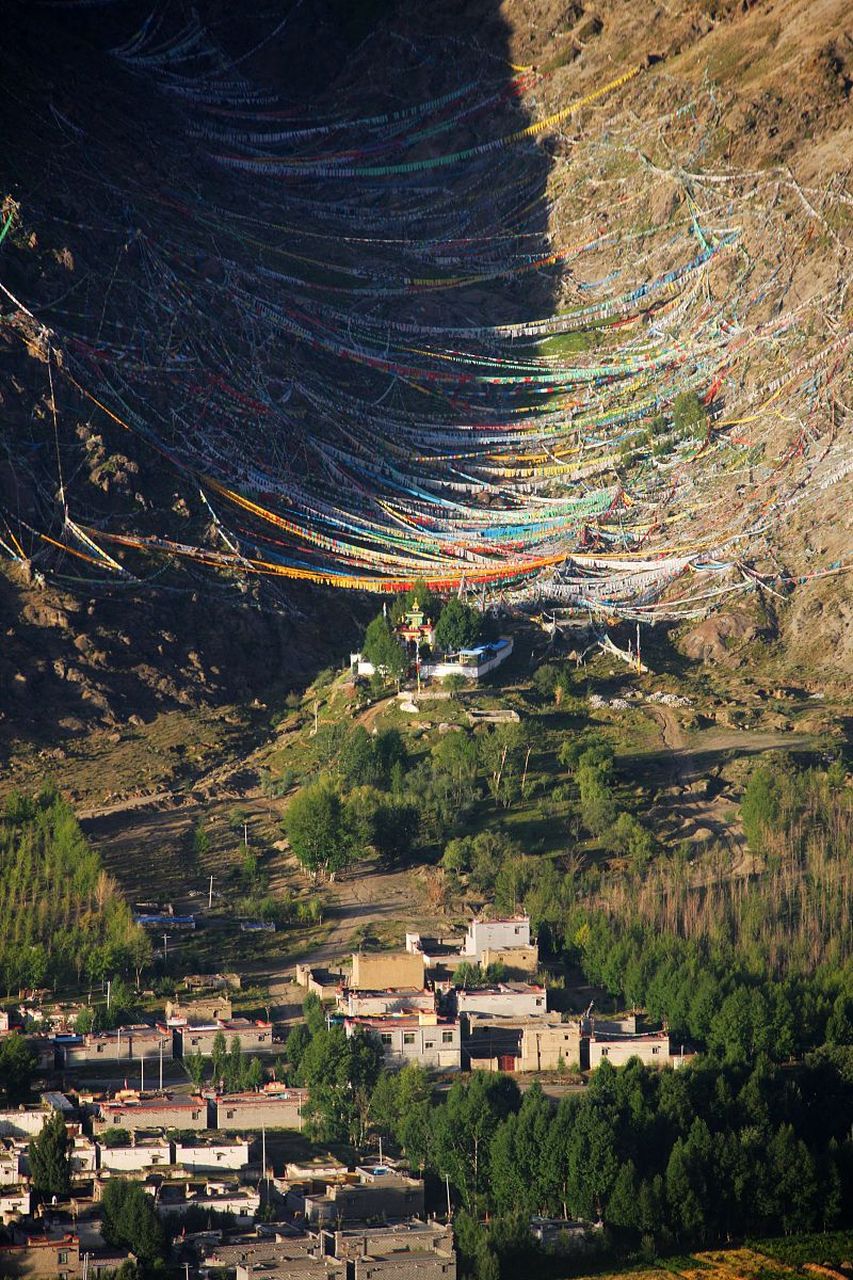 撩人:桑耶寺古道上的时光诗篇  步入西藏自治区山南市乃东区的桑耶寺