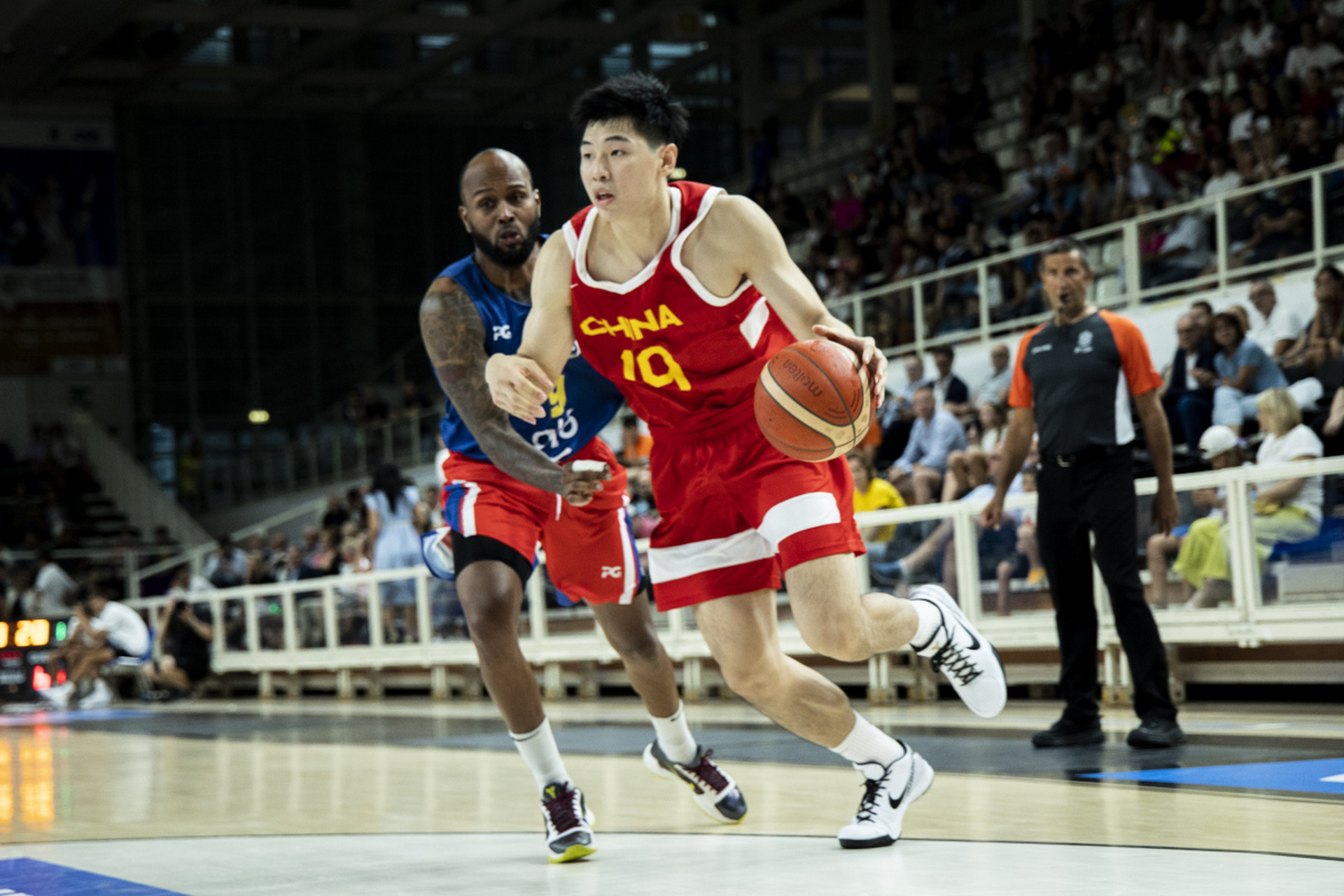 崔永熙9中8,砍下18分4篮板!