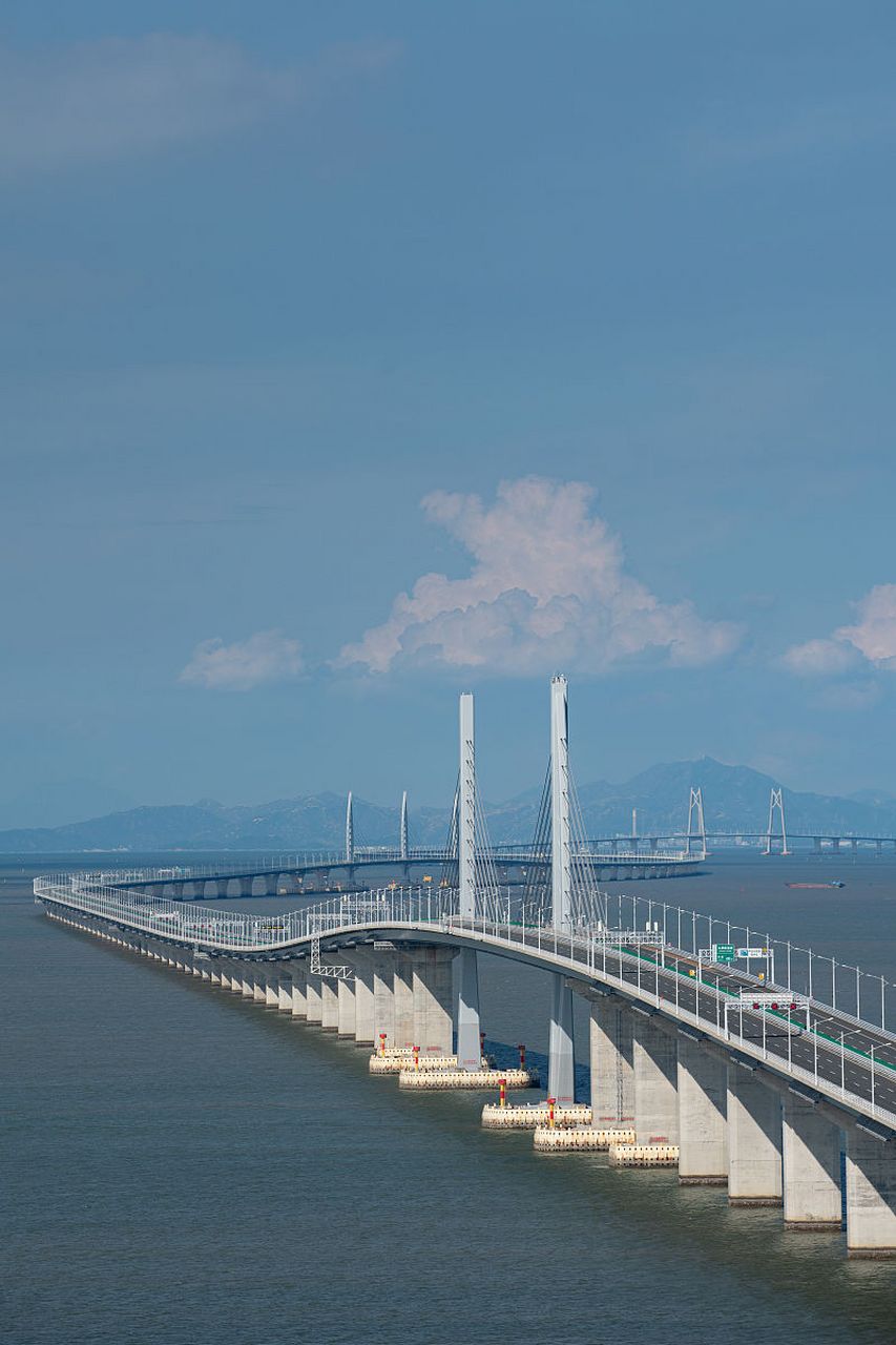 奔赴春天的旅行# 踏春平潭跨海大桥,也称为平潭综合实验区跨海大桥