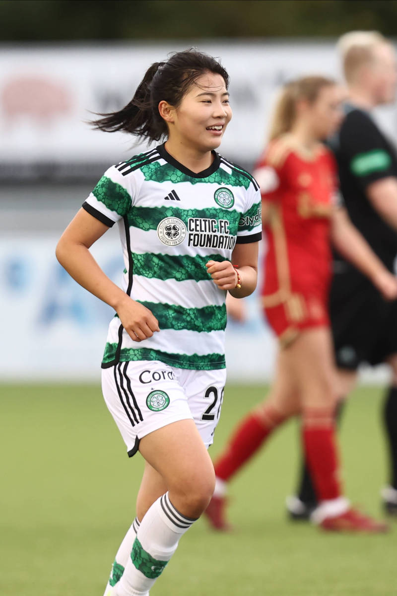 中国女足奥预赛名单,王霜缺席,雨露均沾,锋线有争议,赛程艰难