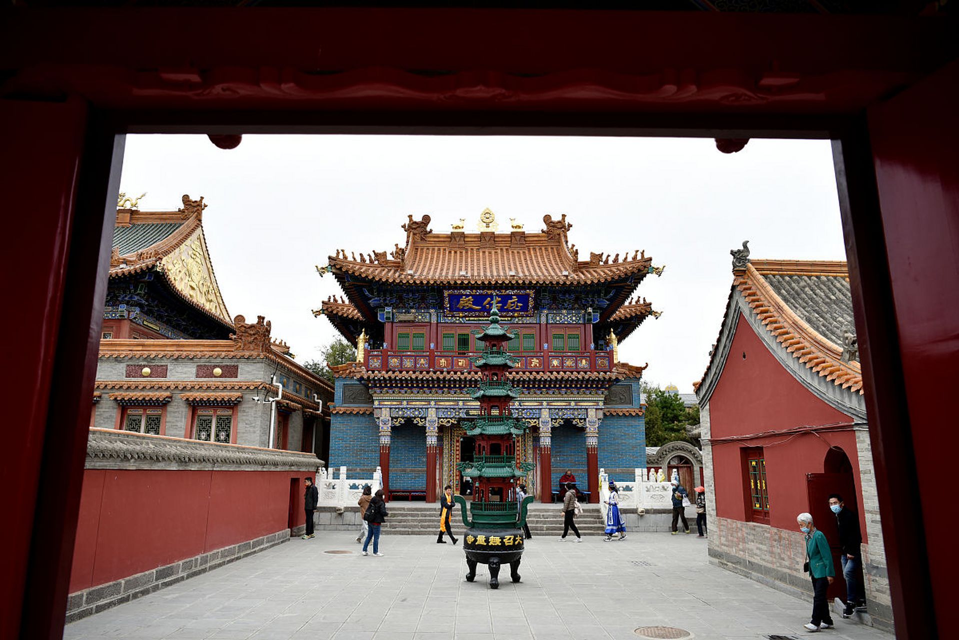 汉名原为"弘慈寺",后改为"无量寺",位于呼和浩特玉泉区南部,是内蒙古