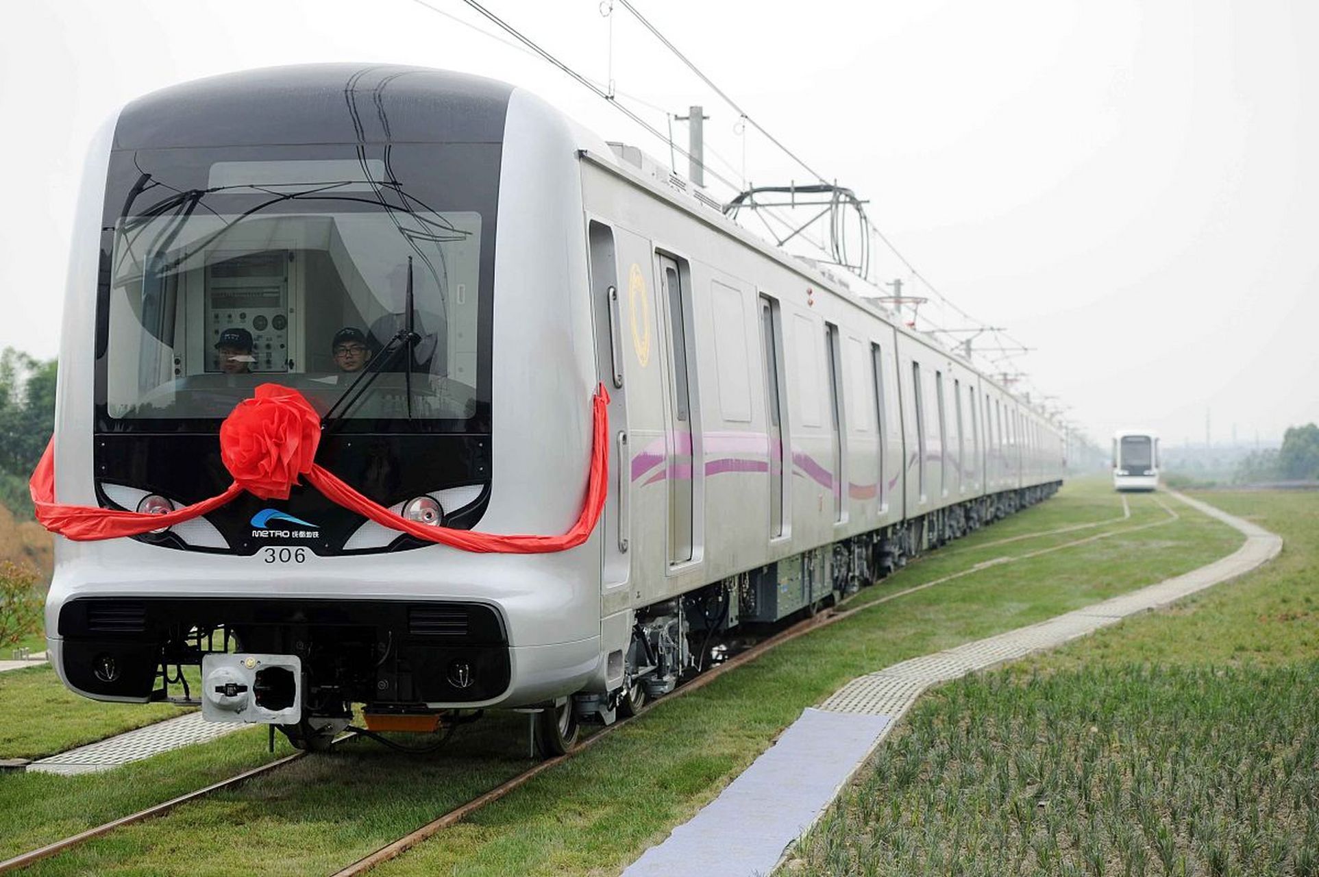 好消息,上海地铁26号线要来了,可与21条轨交线路换乘,全长约78公里,设