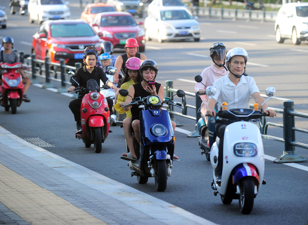 AC米兰官网-定了！4月1日起电动车4大硬规实施无牌无证将寸步难行