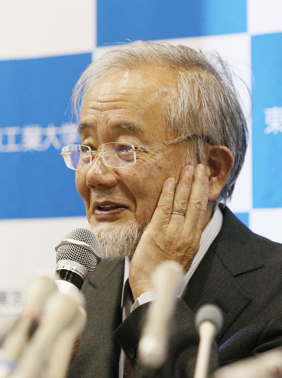 稻盛和夫是著名的日本企业家和明治安田生命保险公司的创始人