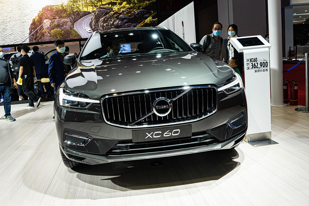 沃尔沃xc60的2023款b42驱智型豪华版