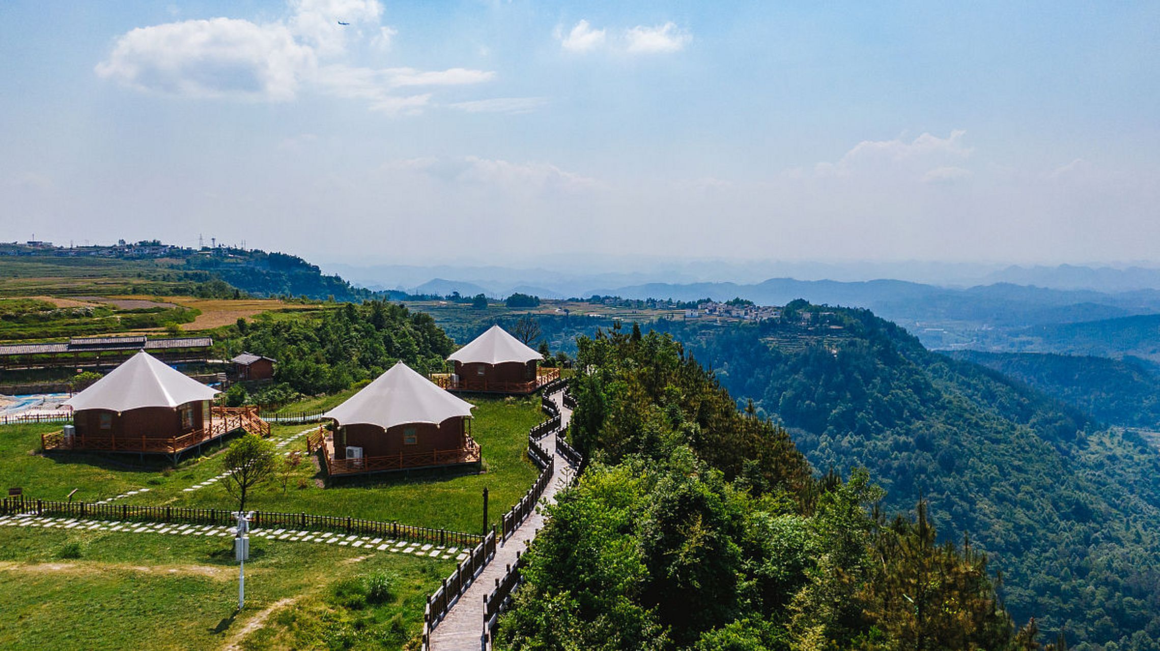 说起河南新县的大别山露营公园,简直就是我们这些爱旅行,爱冒险的驴友