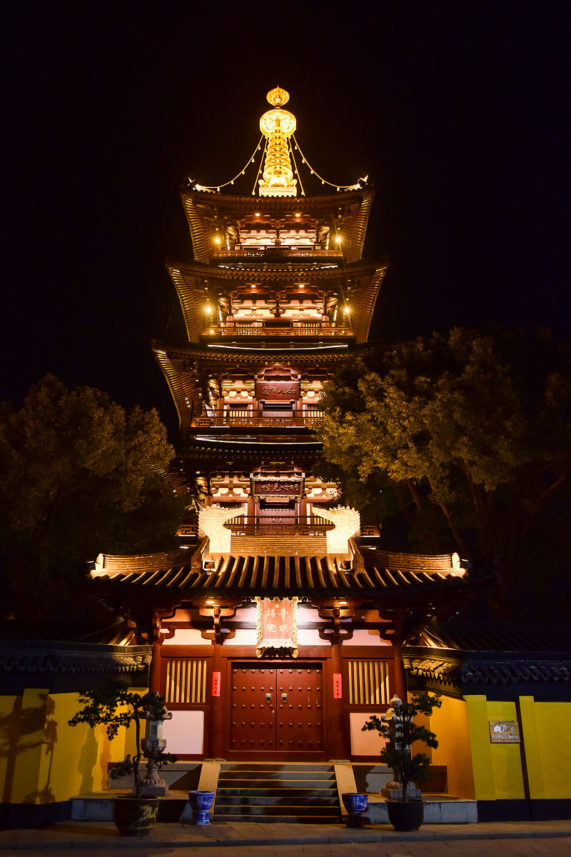 寒山寺—千年古刹古韵悠悠,因一首名诗《枫桥夜泊》而闻名天下