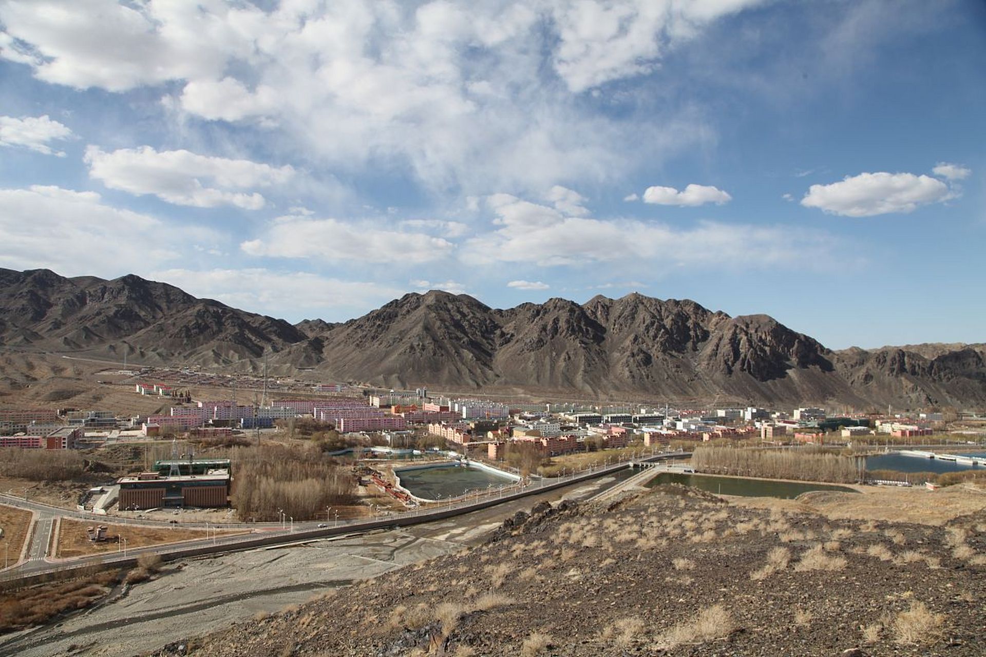 嬉行记# 敦煌阿克塞哈萨克族自治县,位于中国的西北边陲,是一个古老