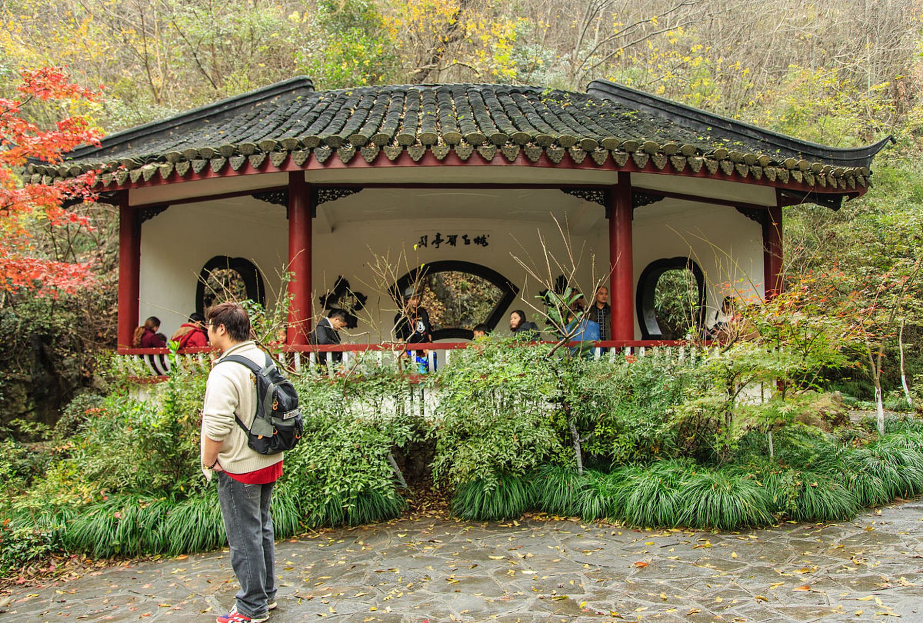 简介|焦山公园位于镇江市京口区东吴路 83 号,是国家 5a 级旅游景区