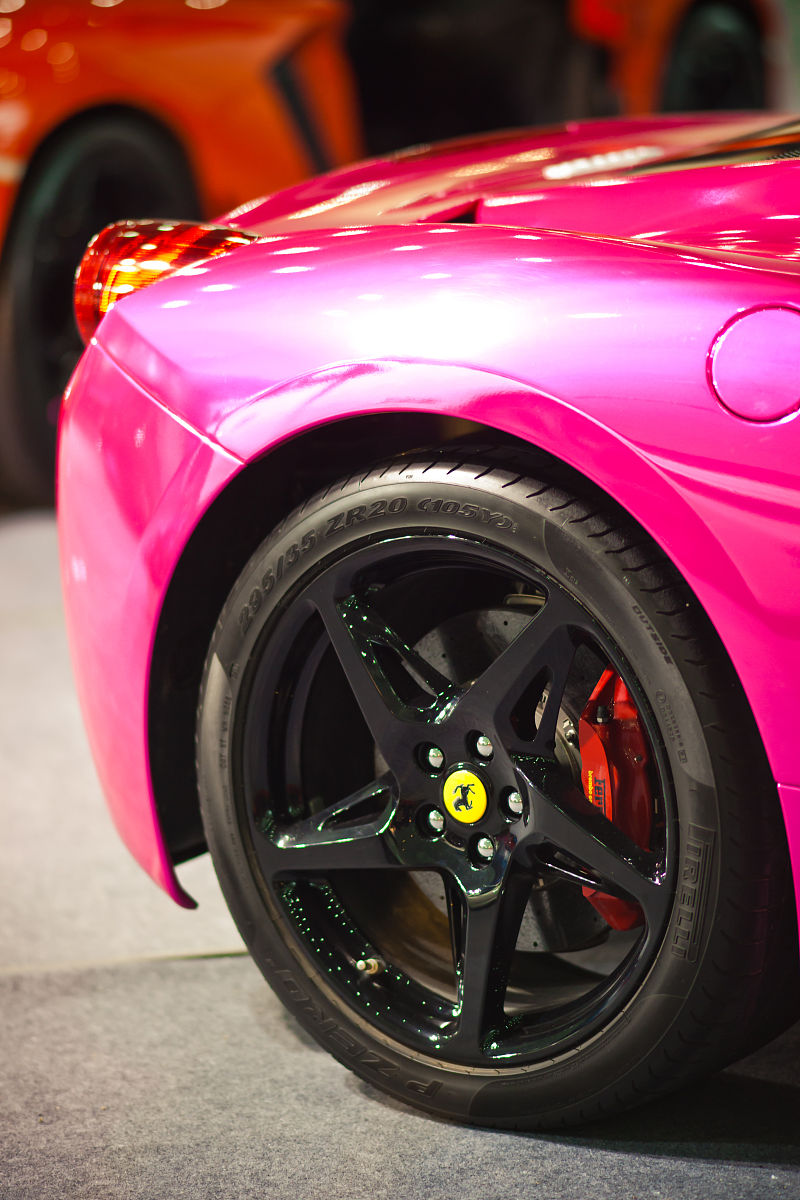 名车世界-法拉利波托菲诺