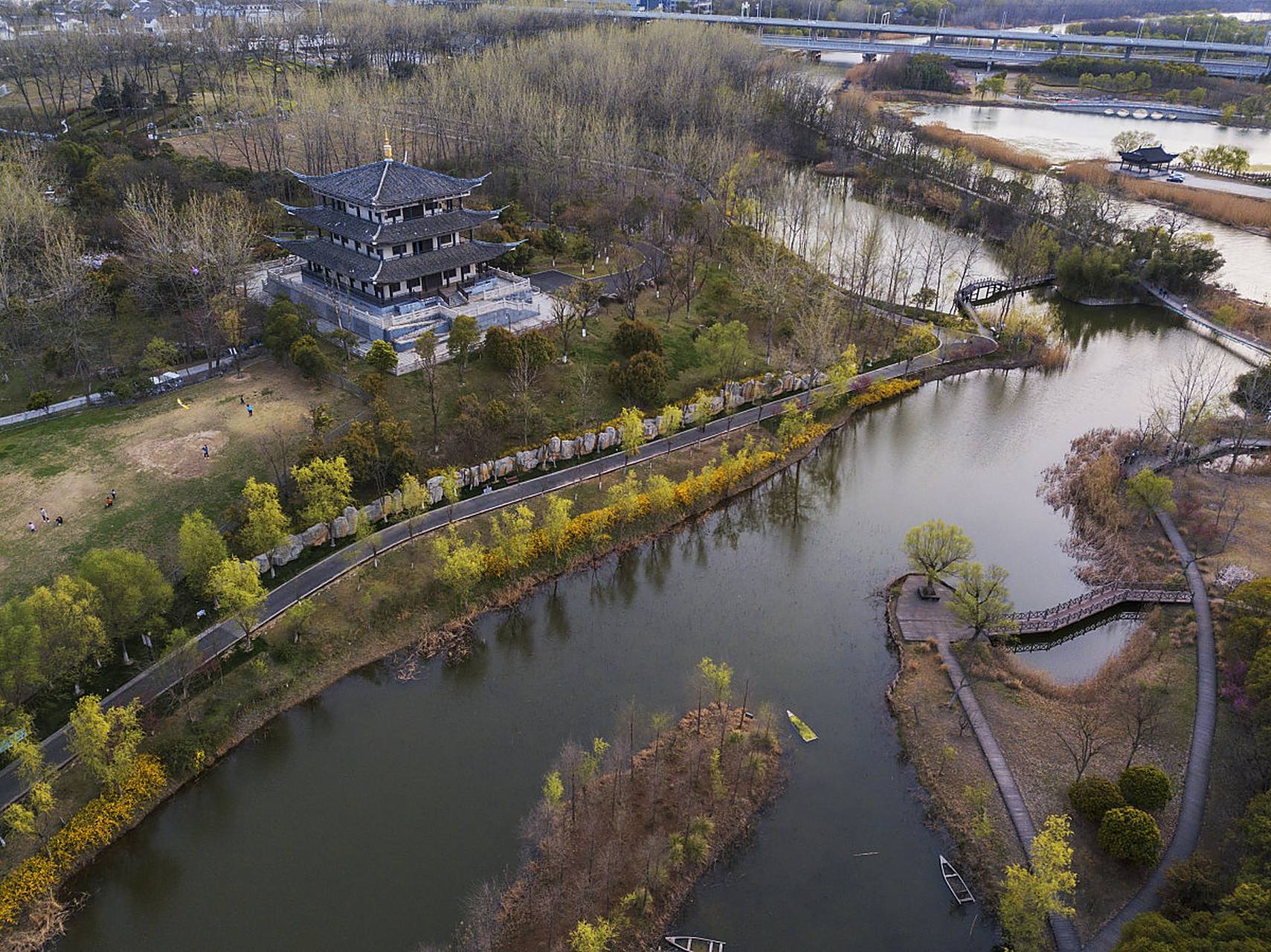 镜头里的春天# 春天的徐州贾汪潘安湖,是一处集自然风光与人文历史于