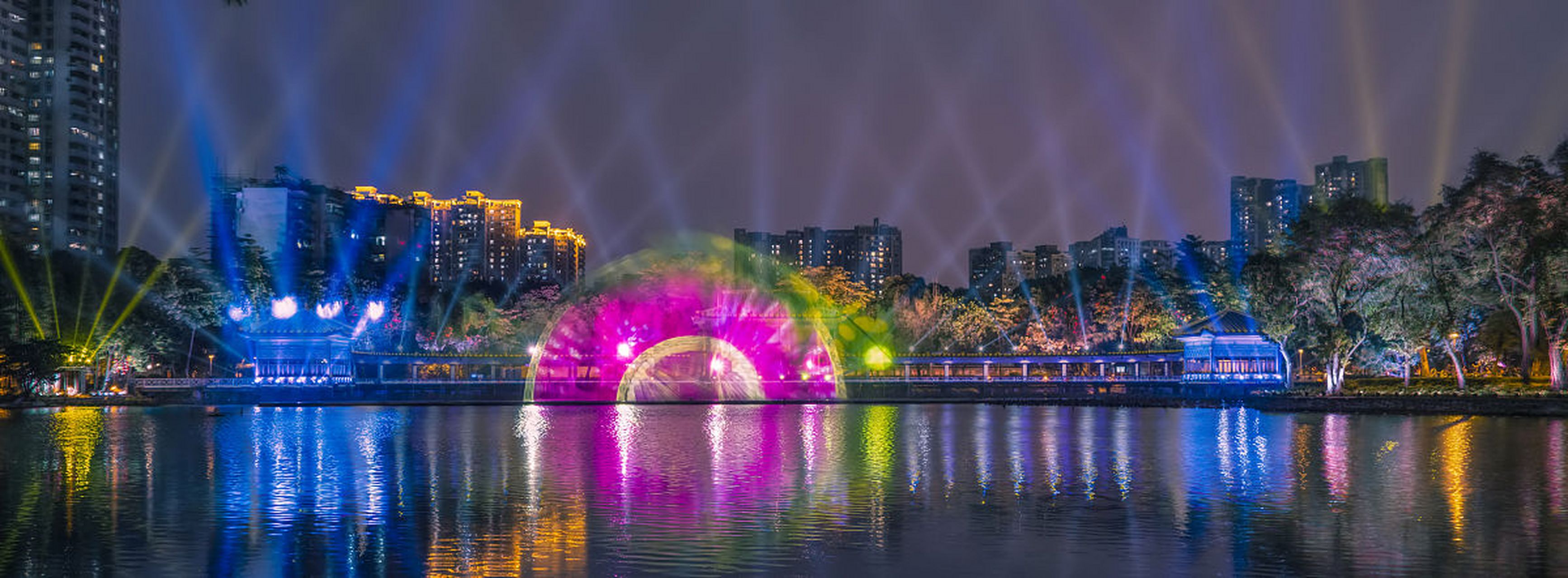 下面善帛音乐喷泉厂家给大家分享一下 水幕电影喷泉得原理#音乐喷泉