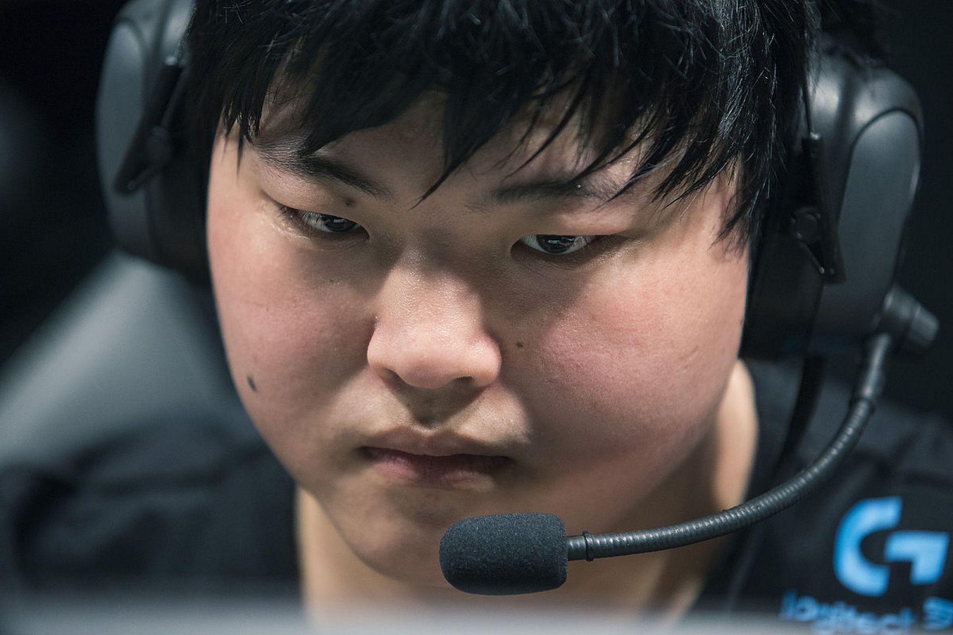 最近比赛相信很多玩家都是关注了,在夏季赛收官战中,edg的发挥非常地