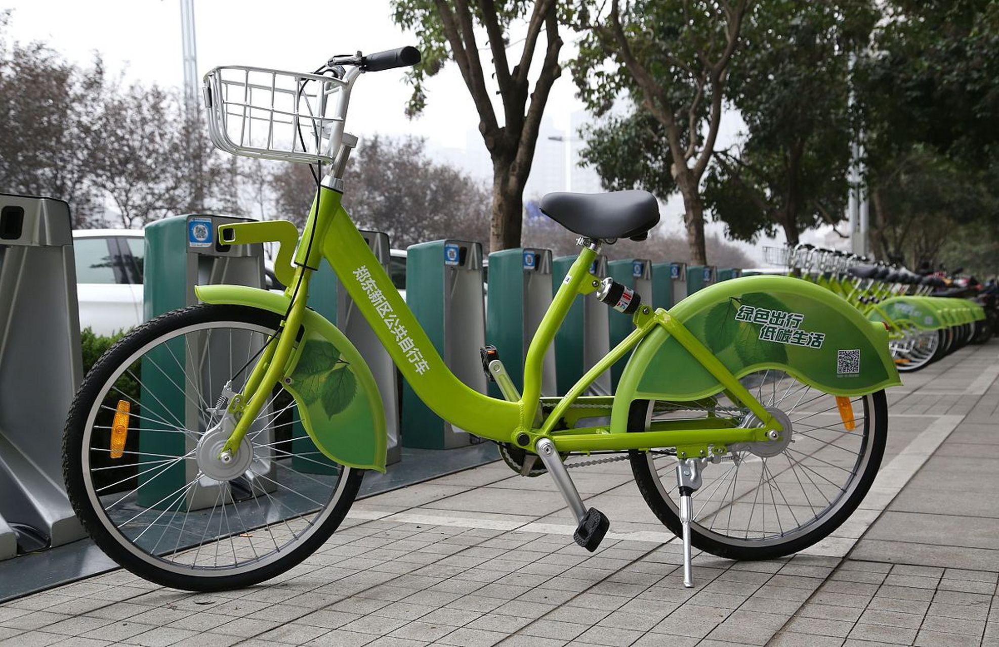 氢能自行车是一种零排放,高效能的绿色交通工具,具备轻量化,长续航