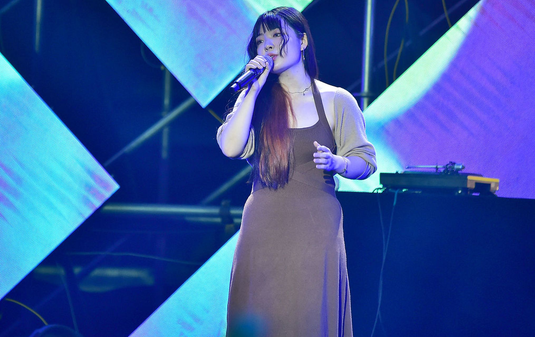 宝藏女孩苏星婕,或许你对她并不熟悉,但是你肯定听过她的歌.