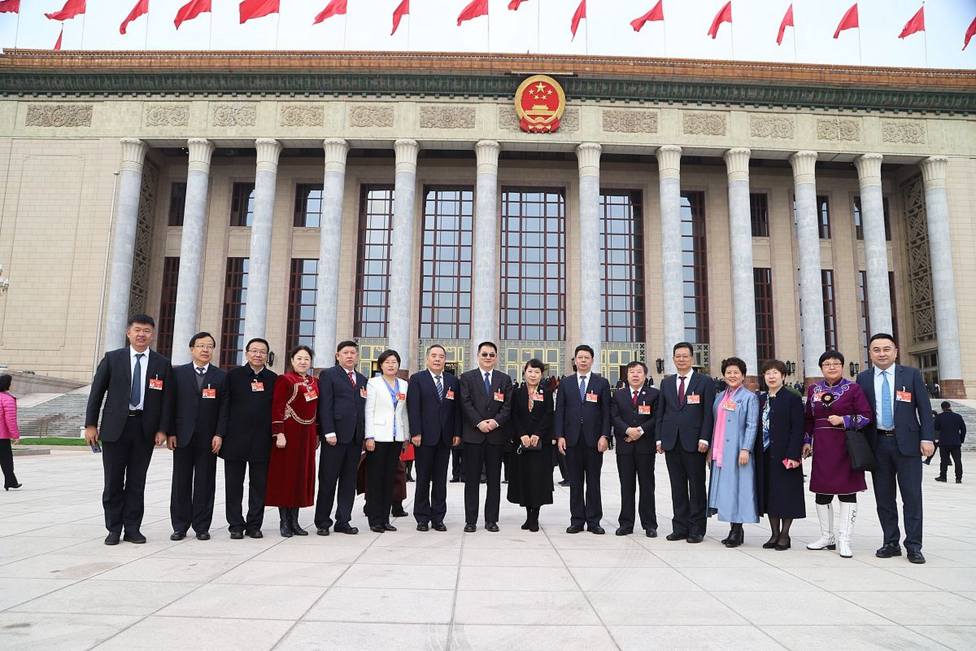 第十四届全国人民代表大会,今日下午3时,代表团全体会议审议政府工作