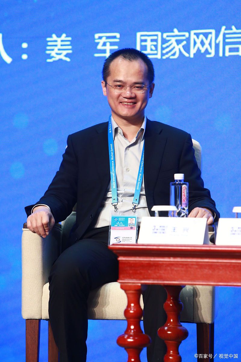 美团点评ceo——王兴