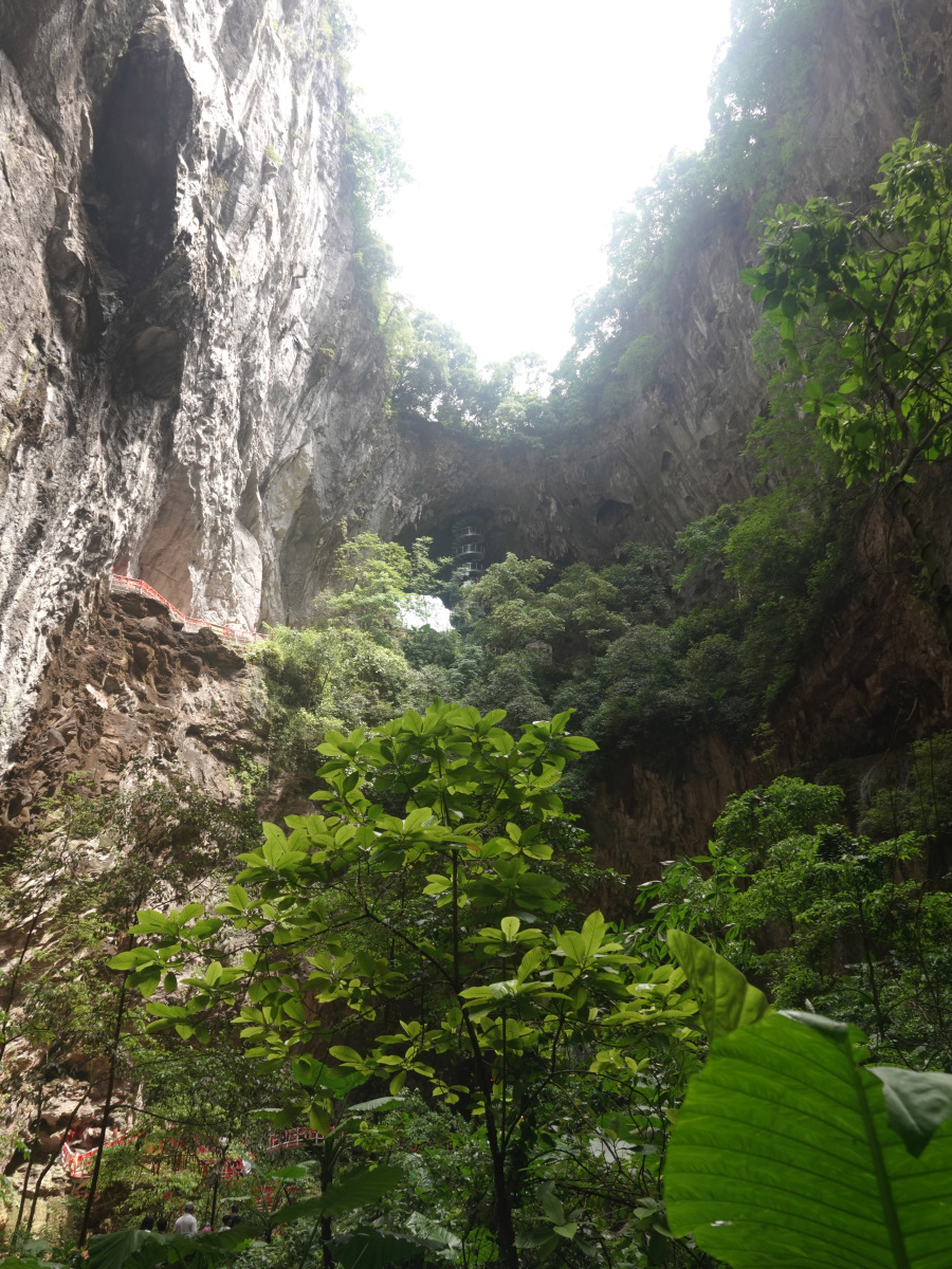 今天我们聚集一堂,共同探讨一个令人心旷神怡的话题——附近旅游景区