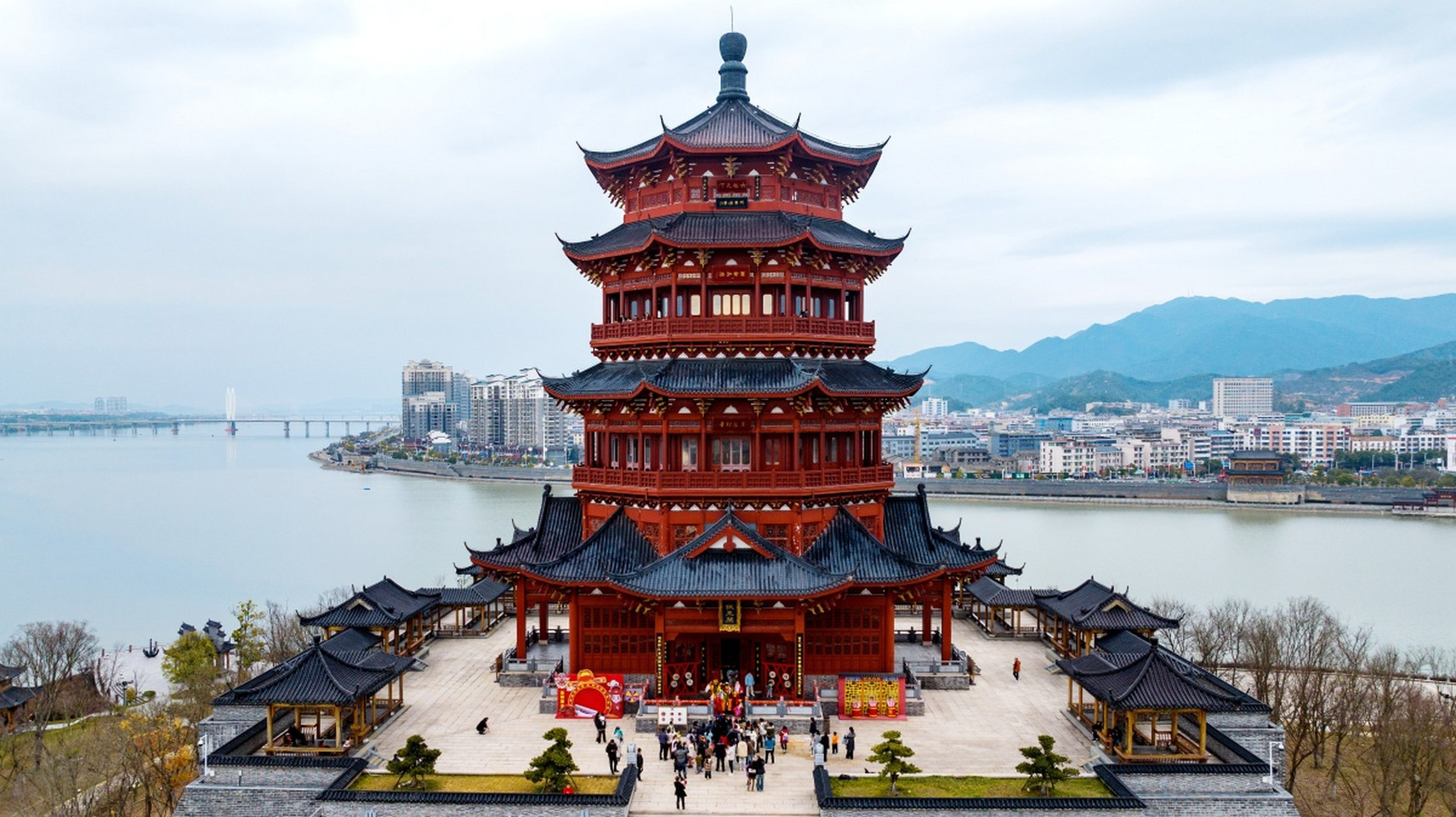 苏州锦溪文昌阁之旅  那天,阳光明媚,我来到了苏州锦溪的文昌阁.