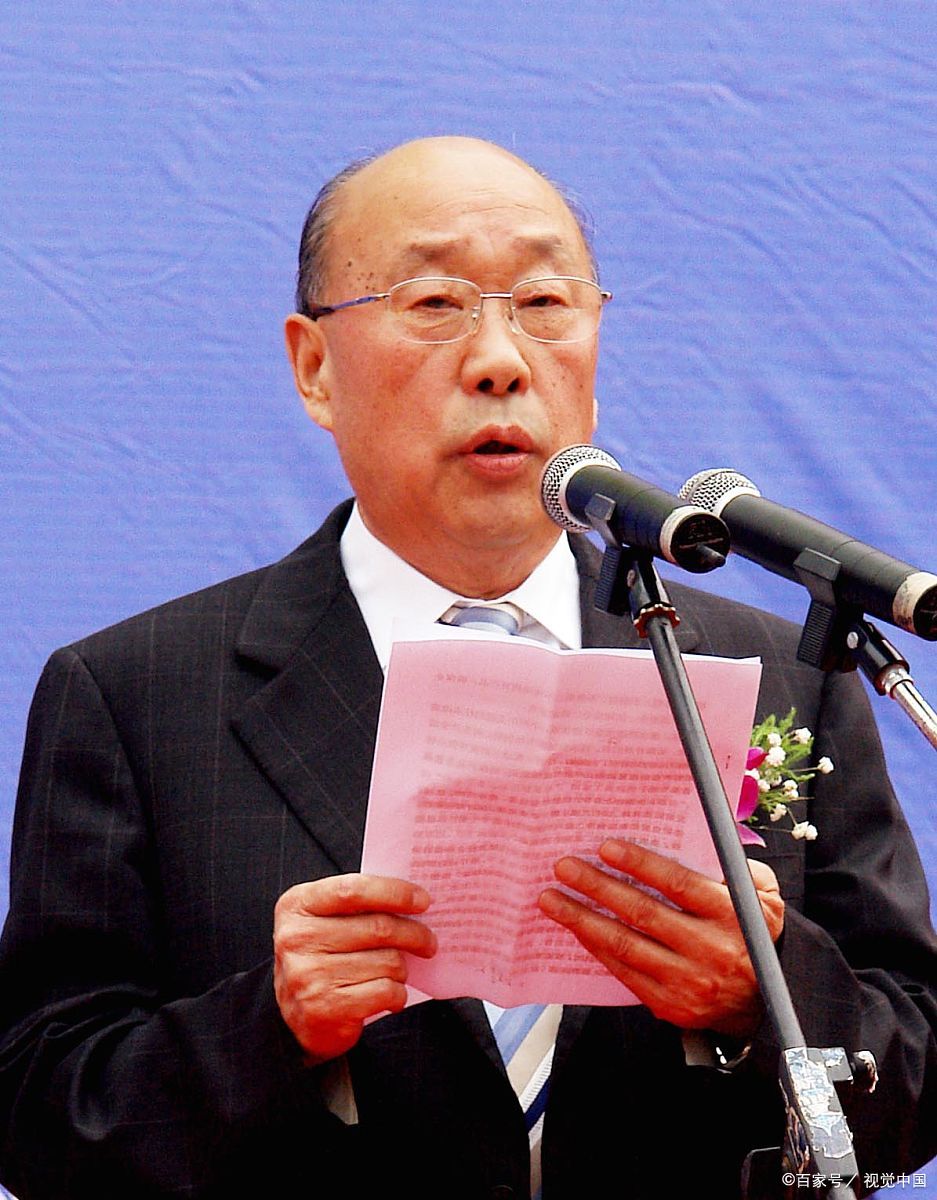 1个月前,万洪建自曝遭罢免细节:因ceo人选与父亲