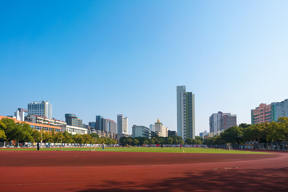南昌大学科学技术学院是几本?报考该校有哪些理由?