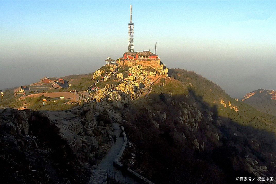 玉皇顶作为一个风景区,实际上在中国有多个地方以此命名,分别位于不