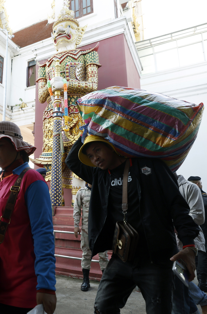 特朗普称泰柬双方同意停火 边境冲突暂歇