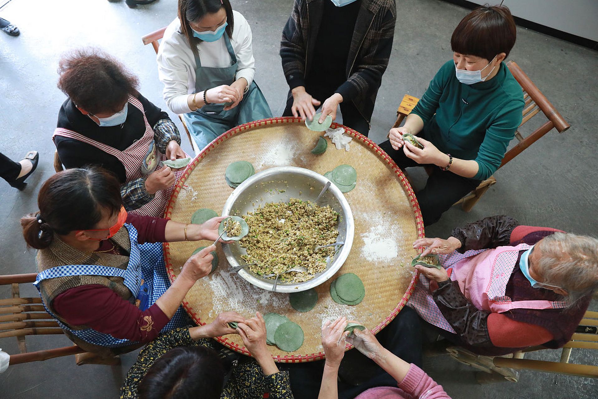 今天来说一说我所知道的客家人在清明节祭祖的一些习俗 客家人在