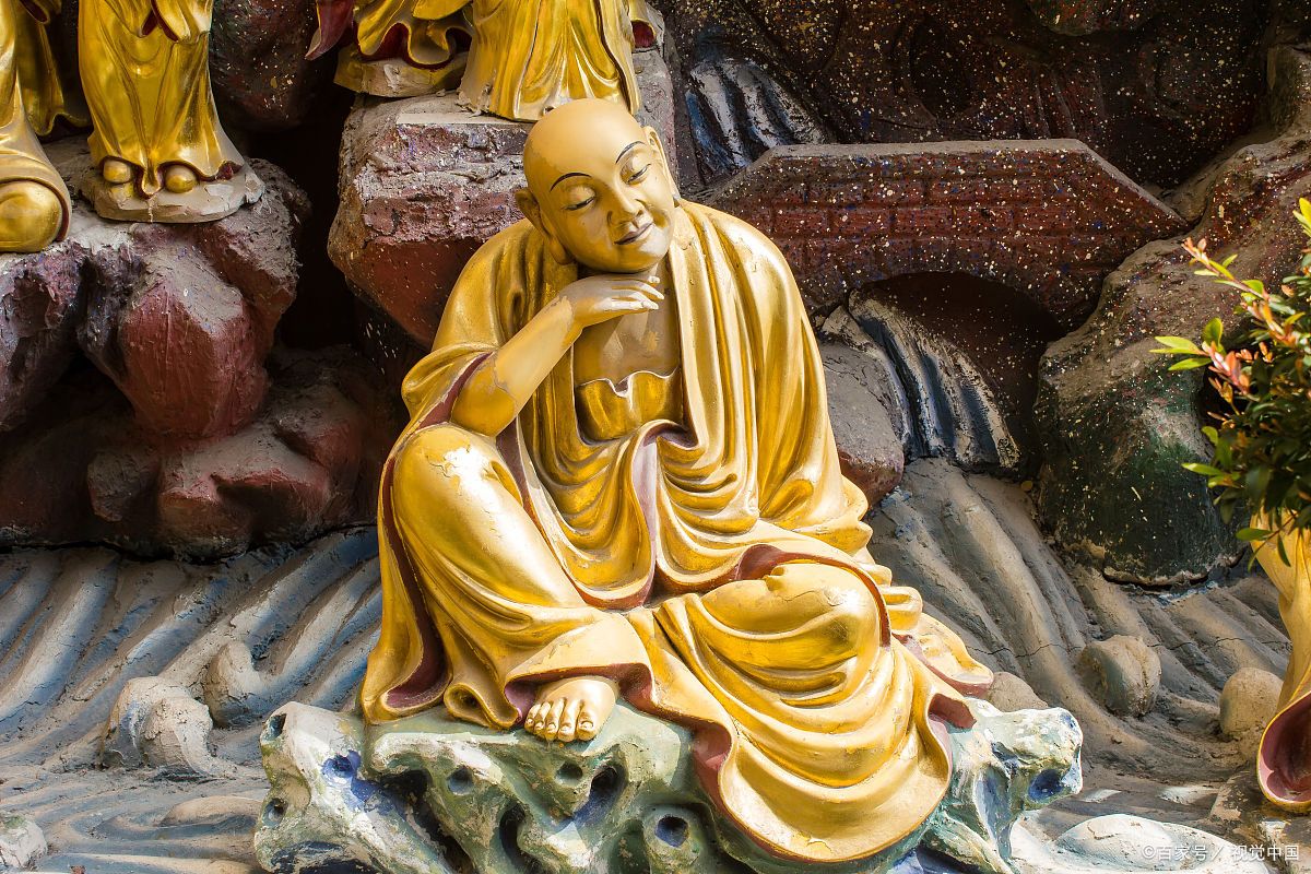 可是很多人都是:春眠不觉晓,处处闻啼鸟,夜来风雨声,花落知多少