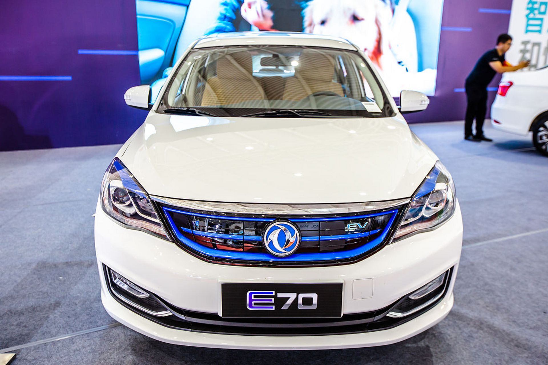 各位车友们,今天我们要深入解析一下东风风神e70这台车,最近它有个好