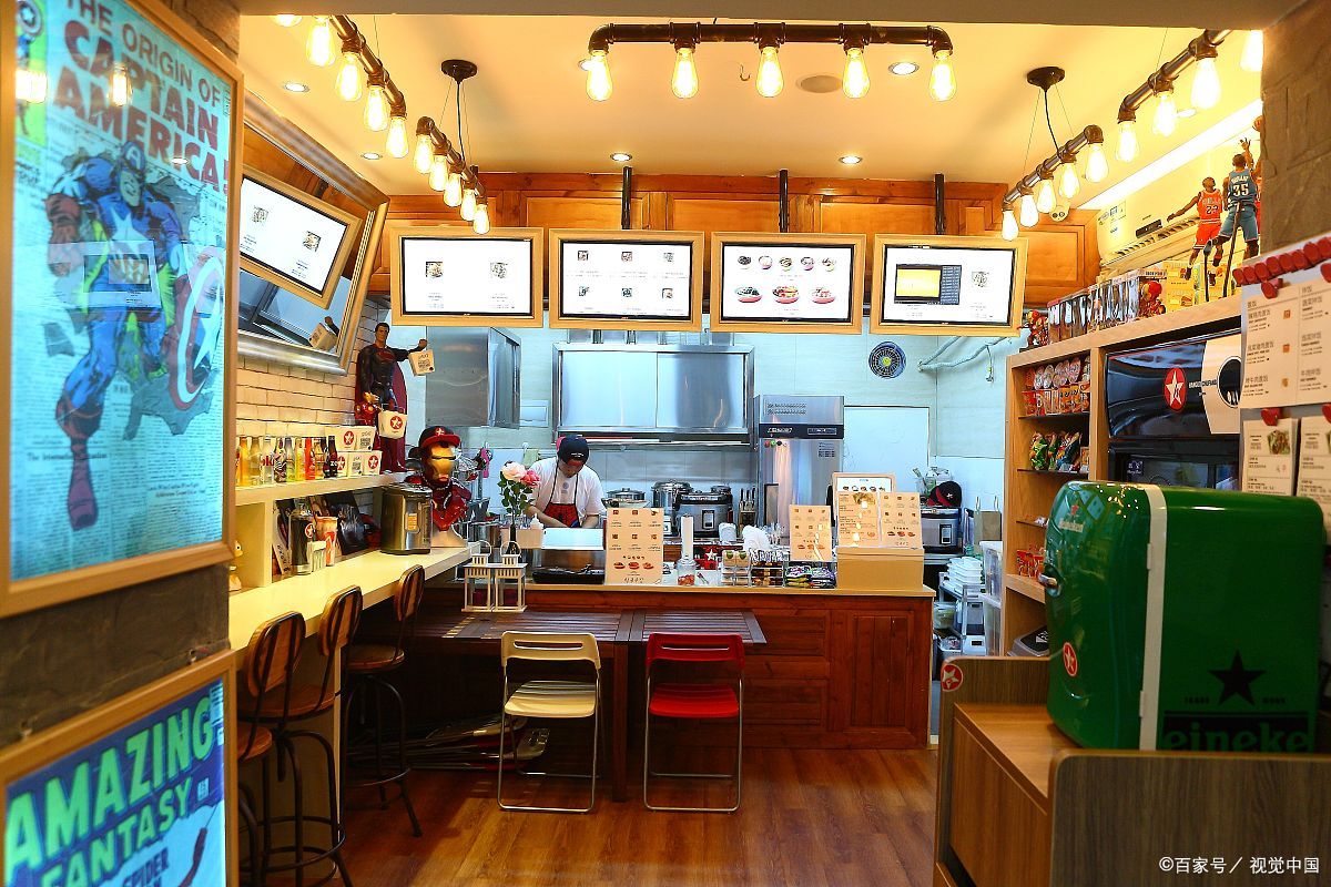 小孩偷奶茶,妈妈反殴打店员  11月13日,一段广东市