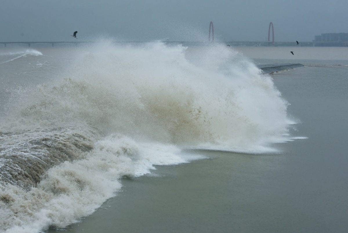 江河湖海汹涌澎湃图片图片