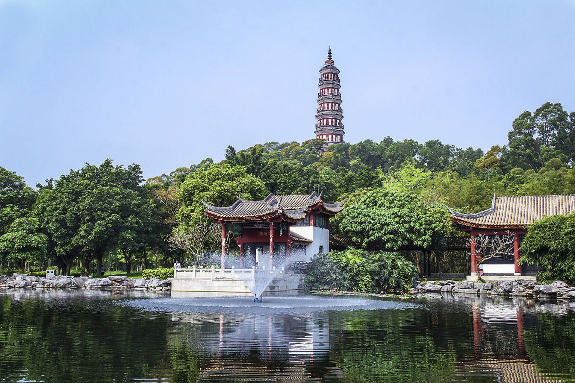 去广州旅游,有什么好玩的景点可以推荐?