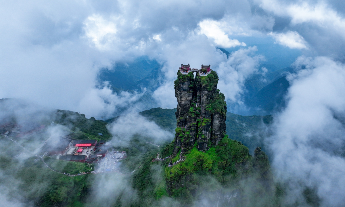 中国十大避暑名山图片