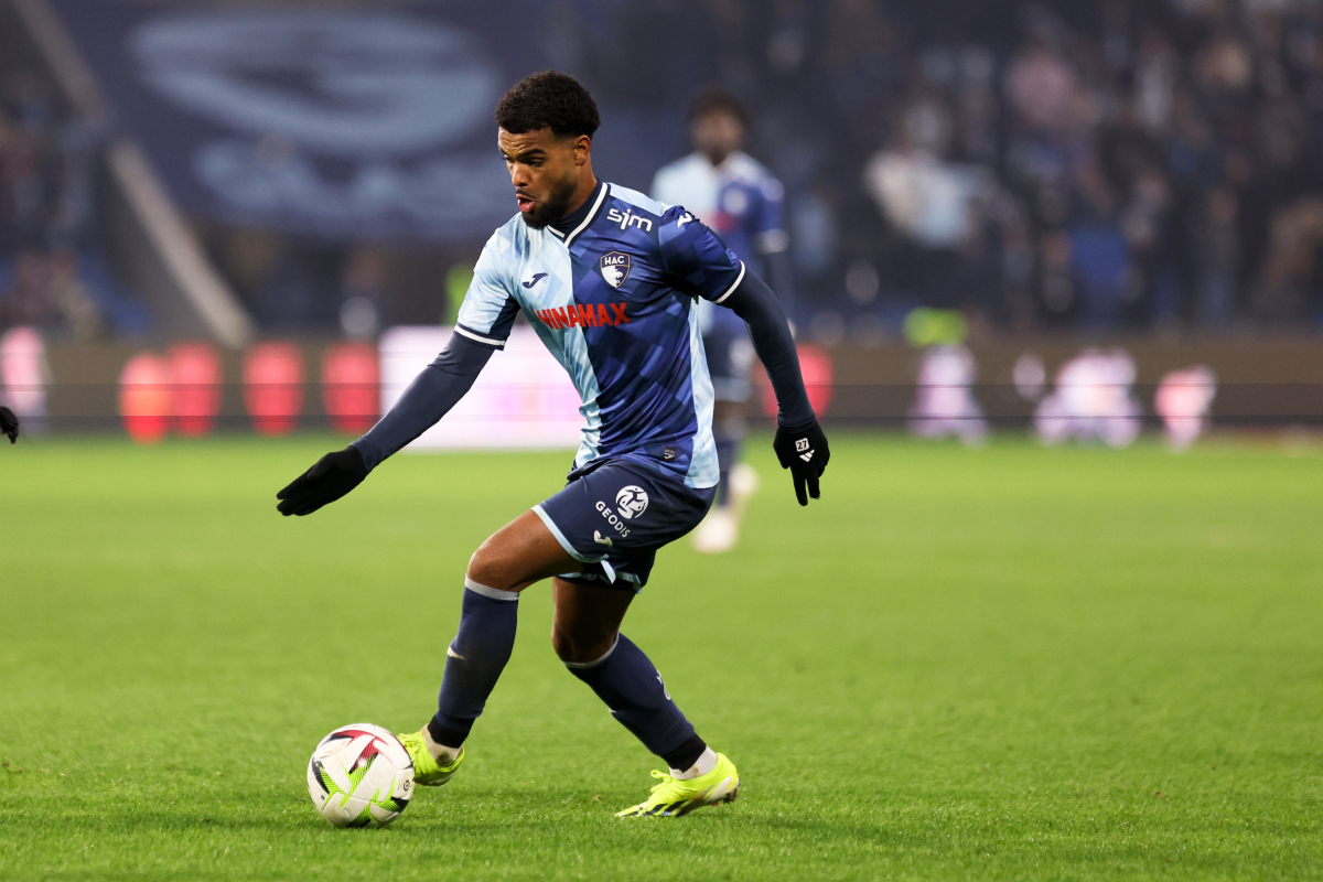 足球直播- NBA直播- 世界杯直播- 专业赛事超清直播Live加里·内维尔：红魔传奇的51岁生日回顾辉煌职业生涯与曼联的辉煌成就