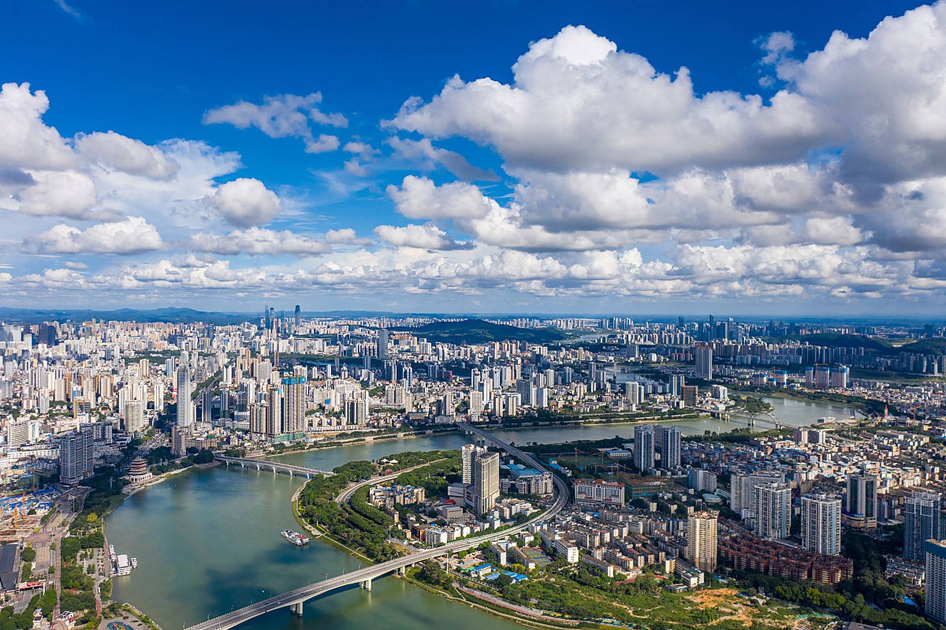 这样的柳州,你喜欢吗 我在柳州等你