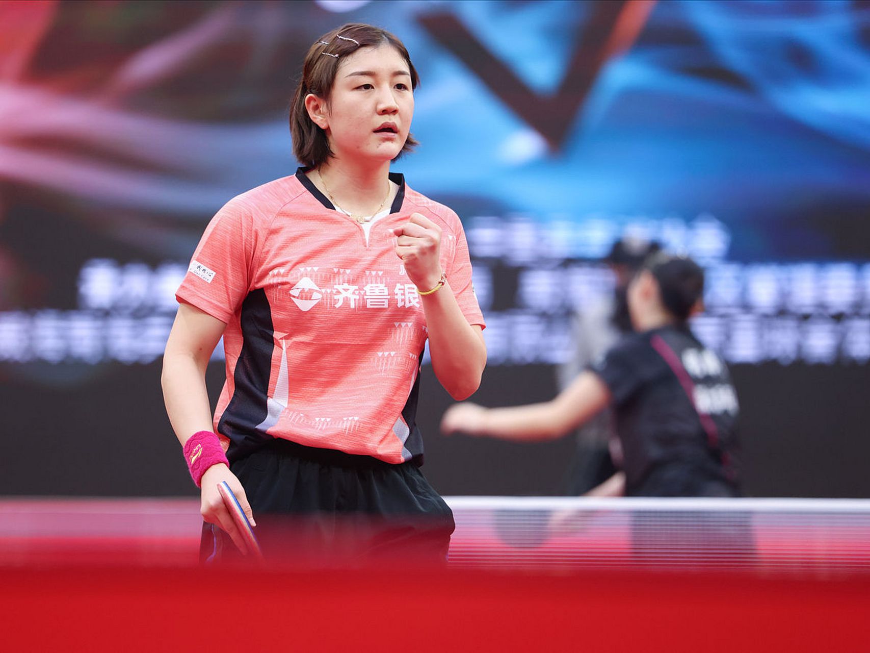 孙颖莎4比0陈梦兰州站夺冠