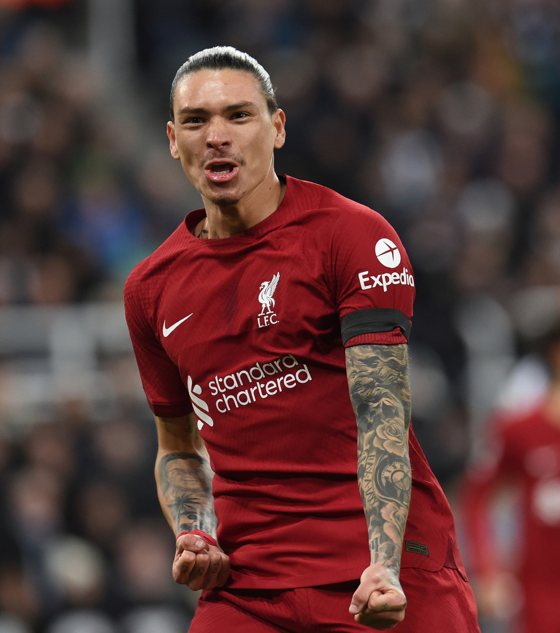 努涅斯梅开二度!2-1,十人利物浦绝杀纽卡斯尔.乌拉圭神锋渐入佳境.