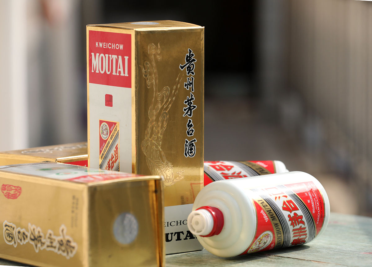 请注意:原箱飞天茅台酒比散瓶最高贵6000元!