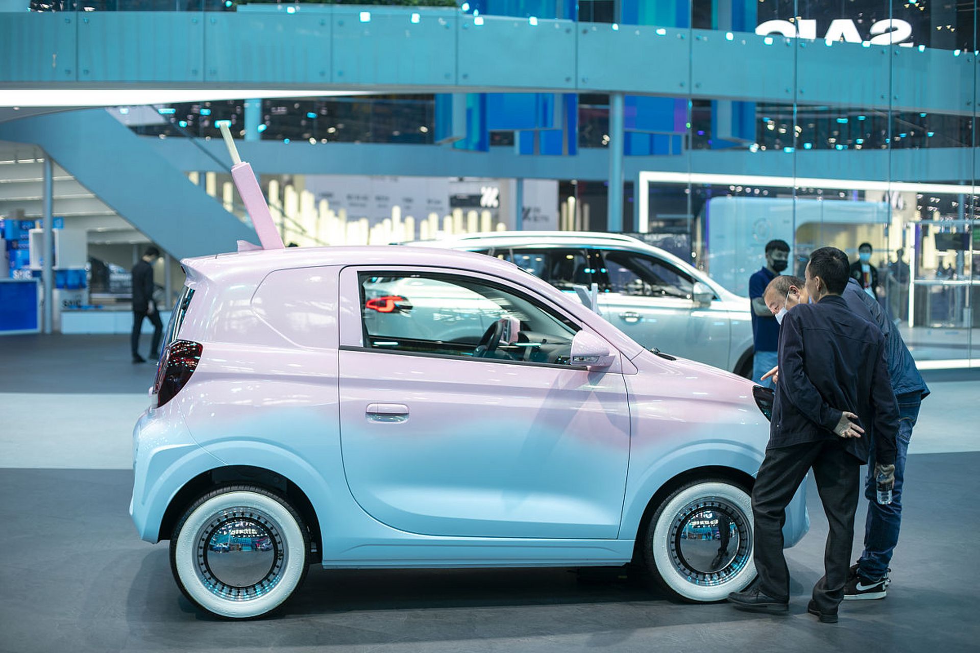 今天我们一起来了解一下上汽科莱威clever这款车的独到之处.