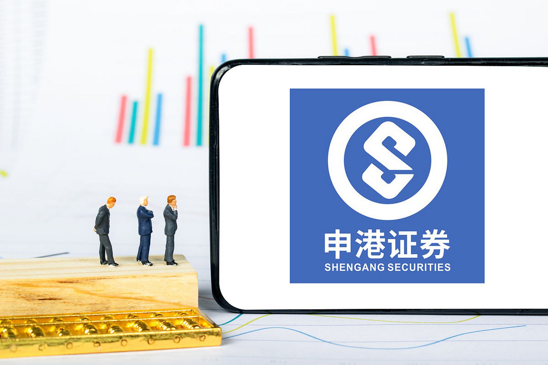 申港证券研报显示,水泥行业盈利波动来自三个方面,一是产品销售价格