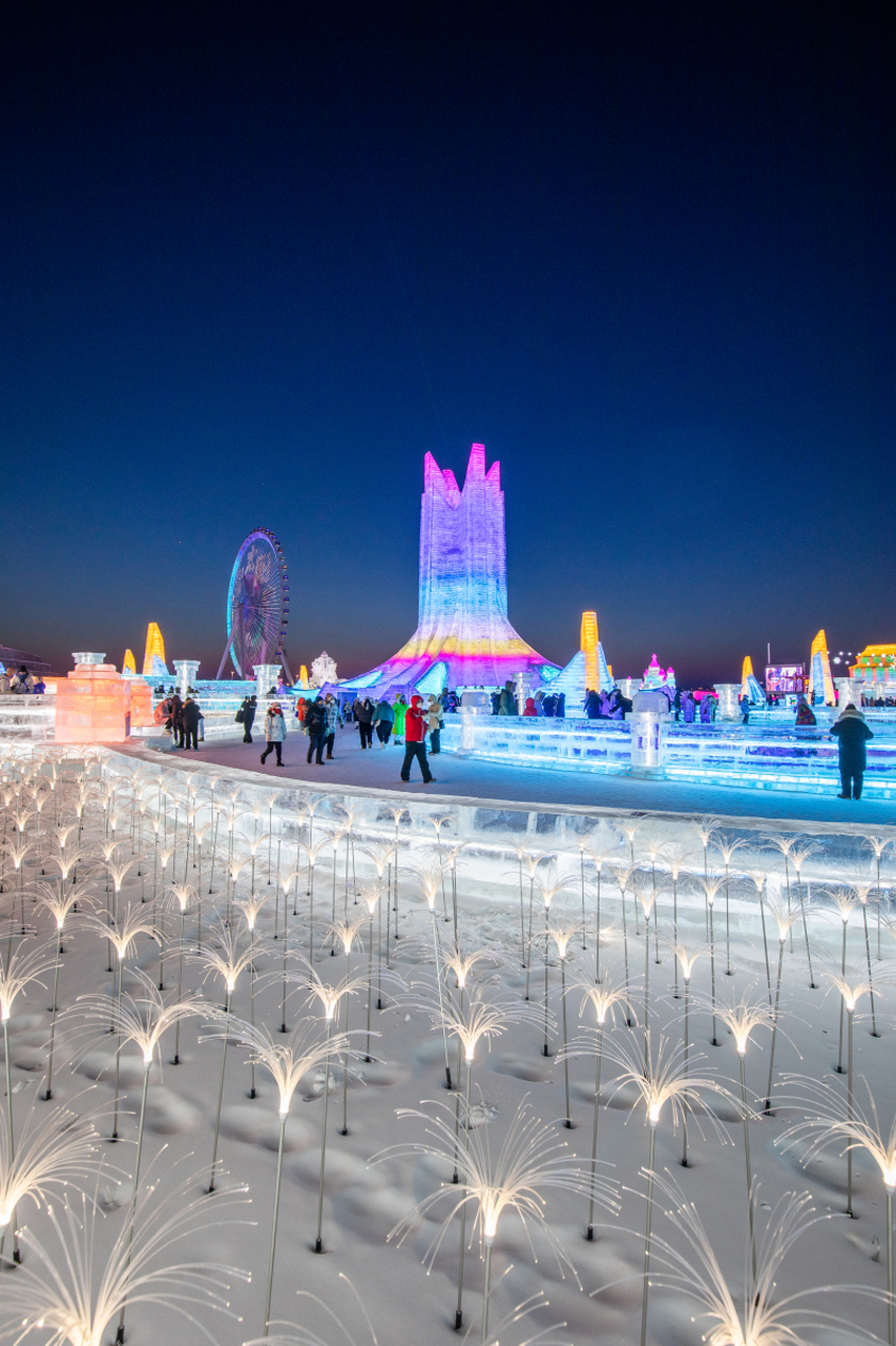 冰雪大世界的美好时光# 哈尔滨冰雪大世界,是哈尔滨冰雪节的主要场地