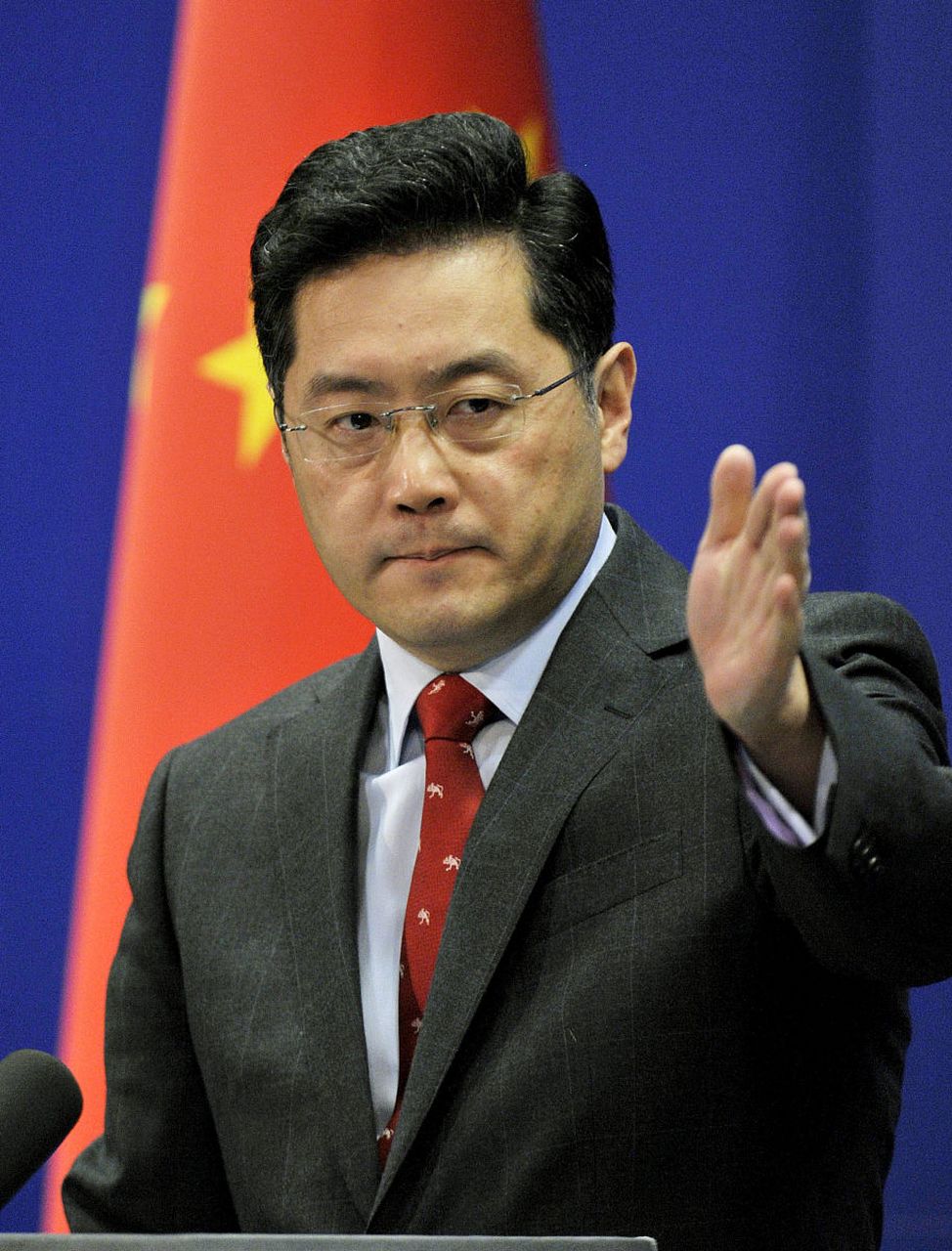 前外交部发言人,中国驻美国大使秦刚任外交部部长[赞同]#秦刚