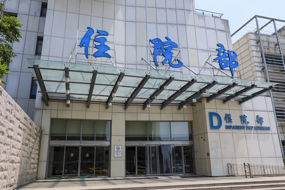 "福建,男子花300多万,翻新了老宅,没想到,才过了