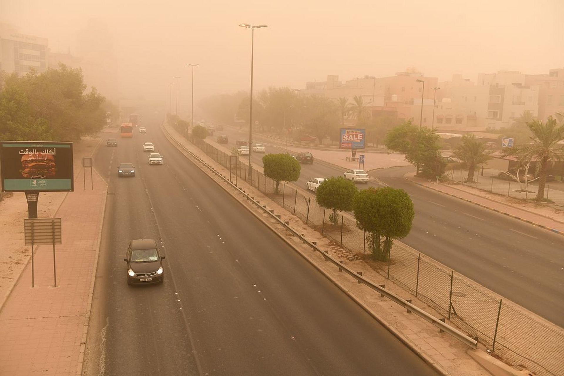 也可以适当的用空气净化器进行空气净化.#扬沙# #河北多地扬沙天气